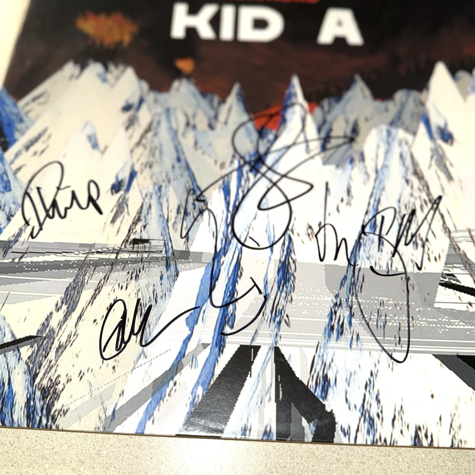 RADIOHEAD BAND GROUP signed autographed KID A THOM YORKE+4 VINYL BECKETT BAS COA, image 3