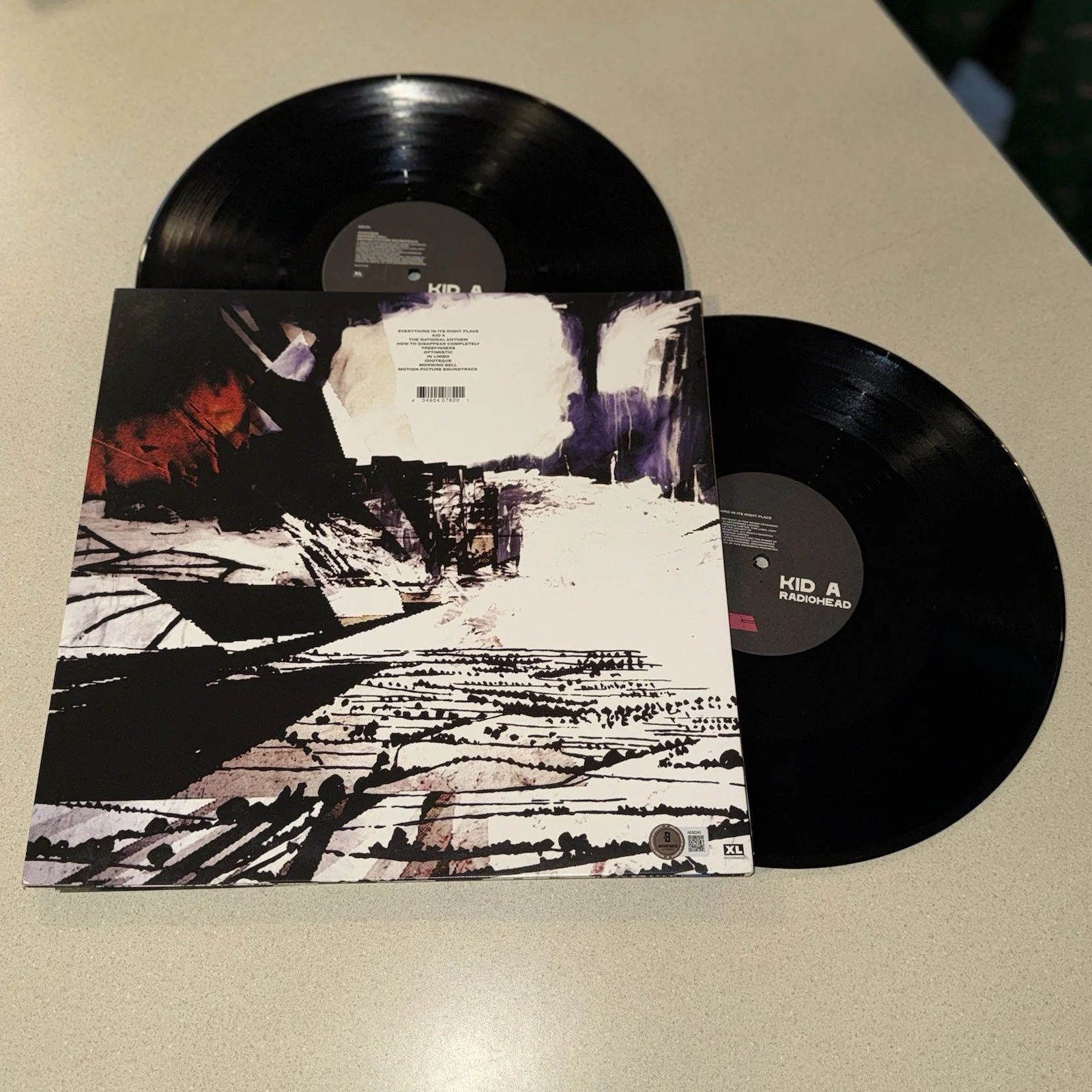 RADIOHEAD BAND GROUP signed autographed KID A THOM YORKE+4 VINYL BECKETT BAS COA, image 4