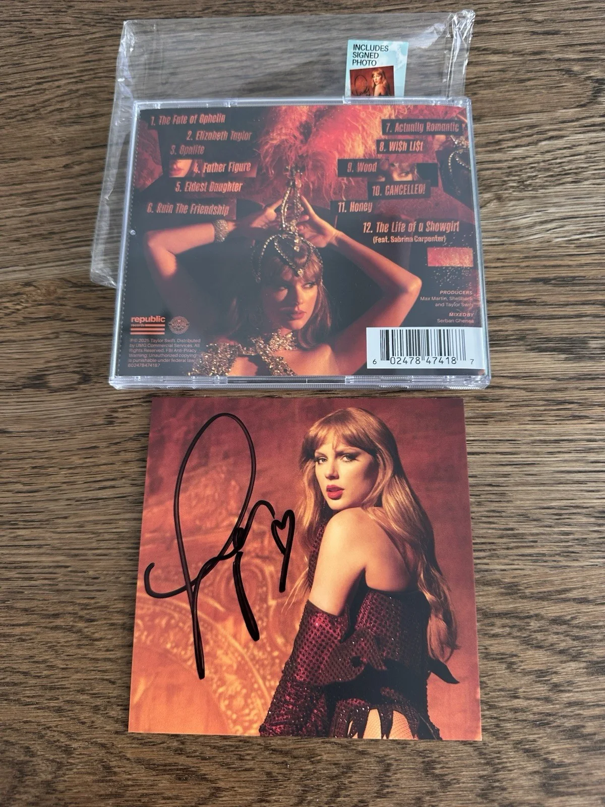 Rare Taylor Swift The Life Of A Showgirl Cd Photo 3 - Teardrop Signature!, изображение 4