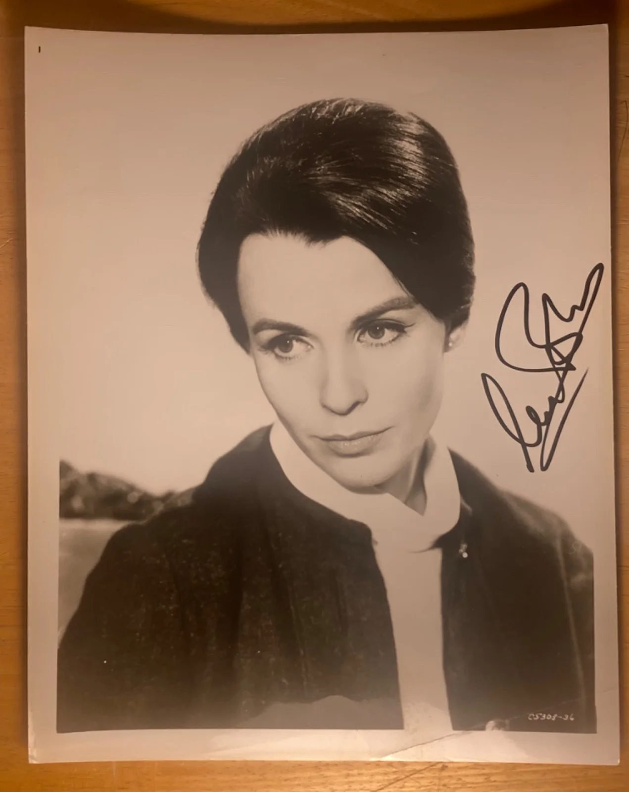 Hand SIGNED Claire Bloom 8x10 Vintage Photo 8x10 - Hamlet, Haunting, Clash Titan, image 2