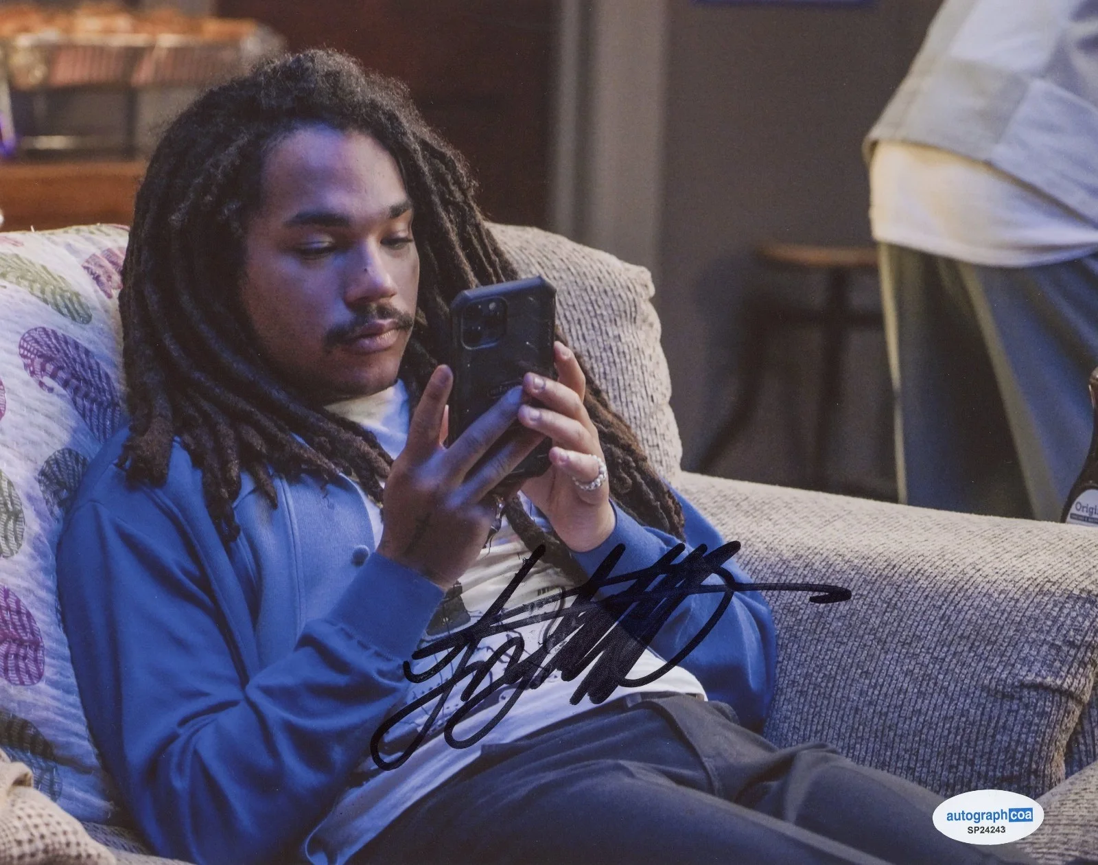 Luka Sabbat — Luka Sabbat Signed Autographed GROWN-ISH 8x10 Photo ACOA C, image 2