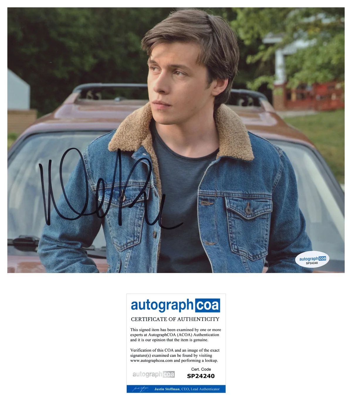 Nick Robinson — Nick Robinson Signed Autographed LOVE SIMON 8x10 Photo ACOA Abandons C
