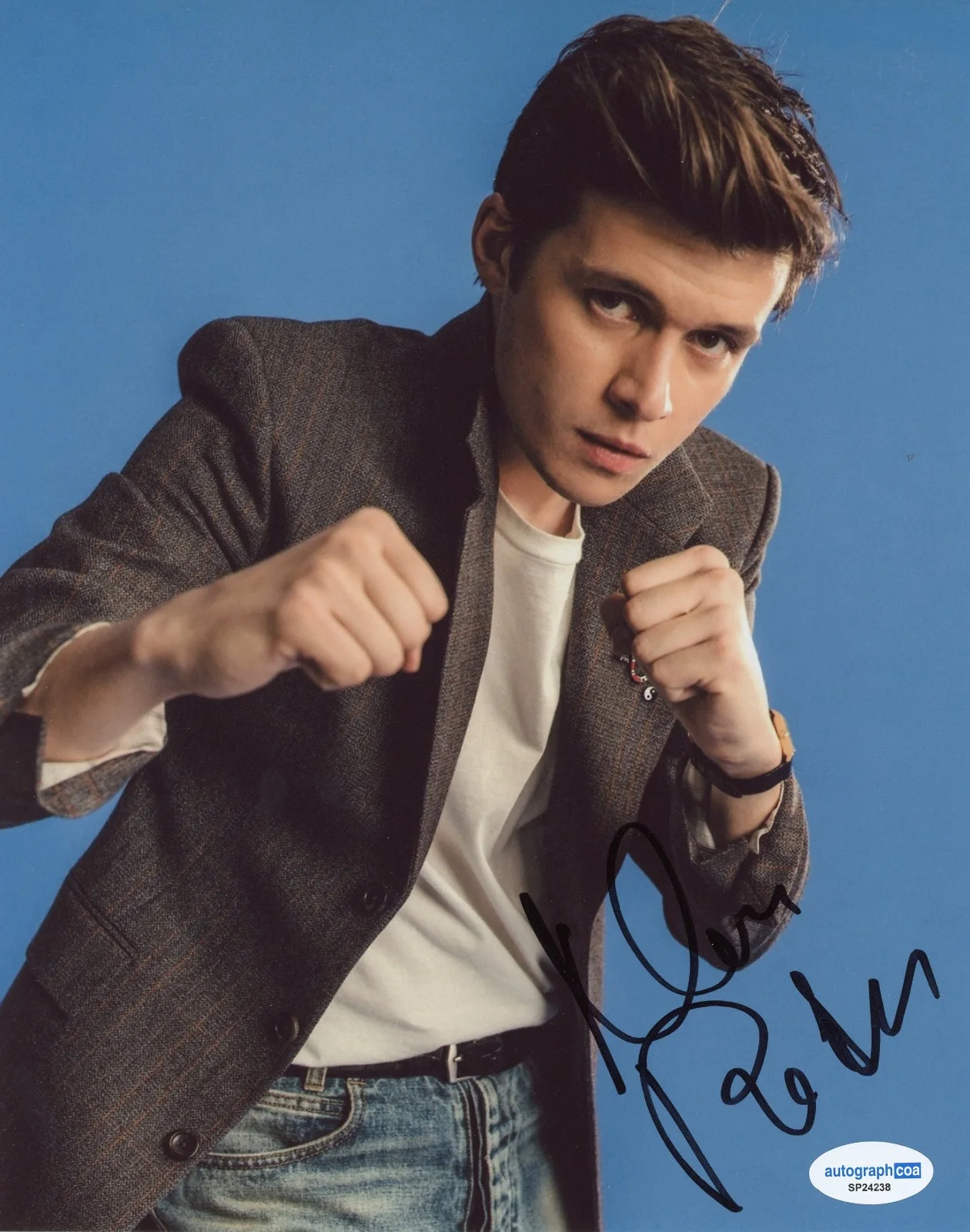 Nick Robinson — Nick Robinson Signed Autographed CHARLIE HARPER 8x10 Photo ACOA Abandons, image 2