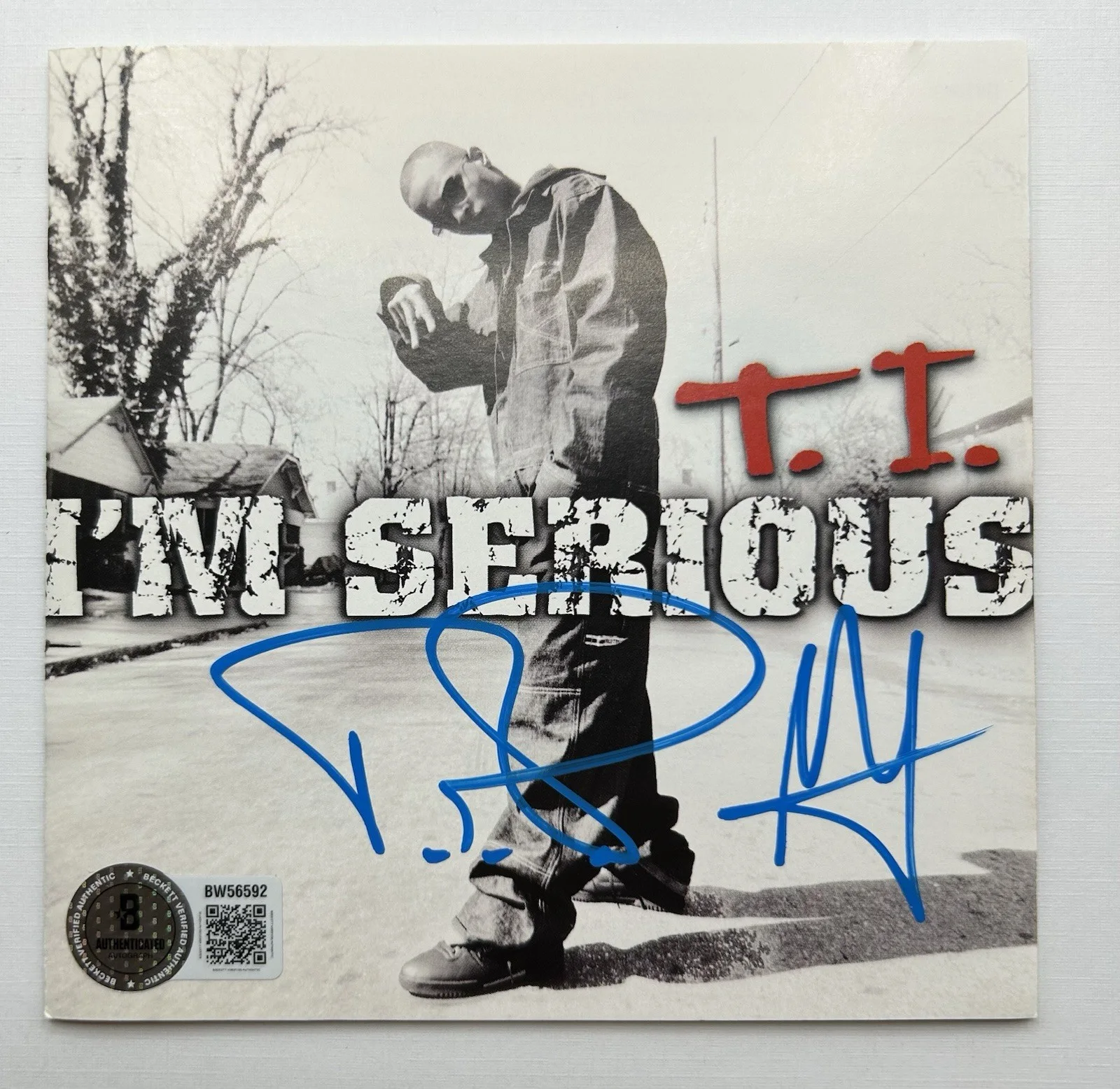 T.I. SIGNED “IM SERIOUS” FRAMED CD RAPPER HIP HOP LEGEND ICON RARE - BECKETT COA, image 3