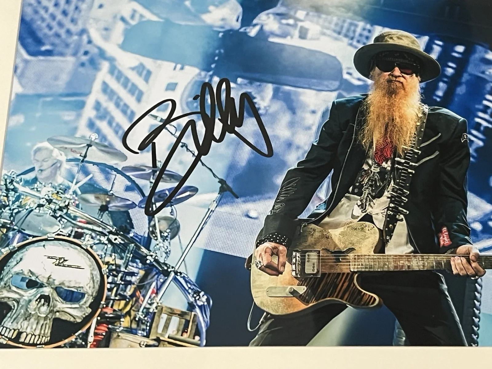 BILLY GIBBONS ZZ TOP Autographed 8 X 11.5 signed photo Rock Guitar Legend, image 4
