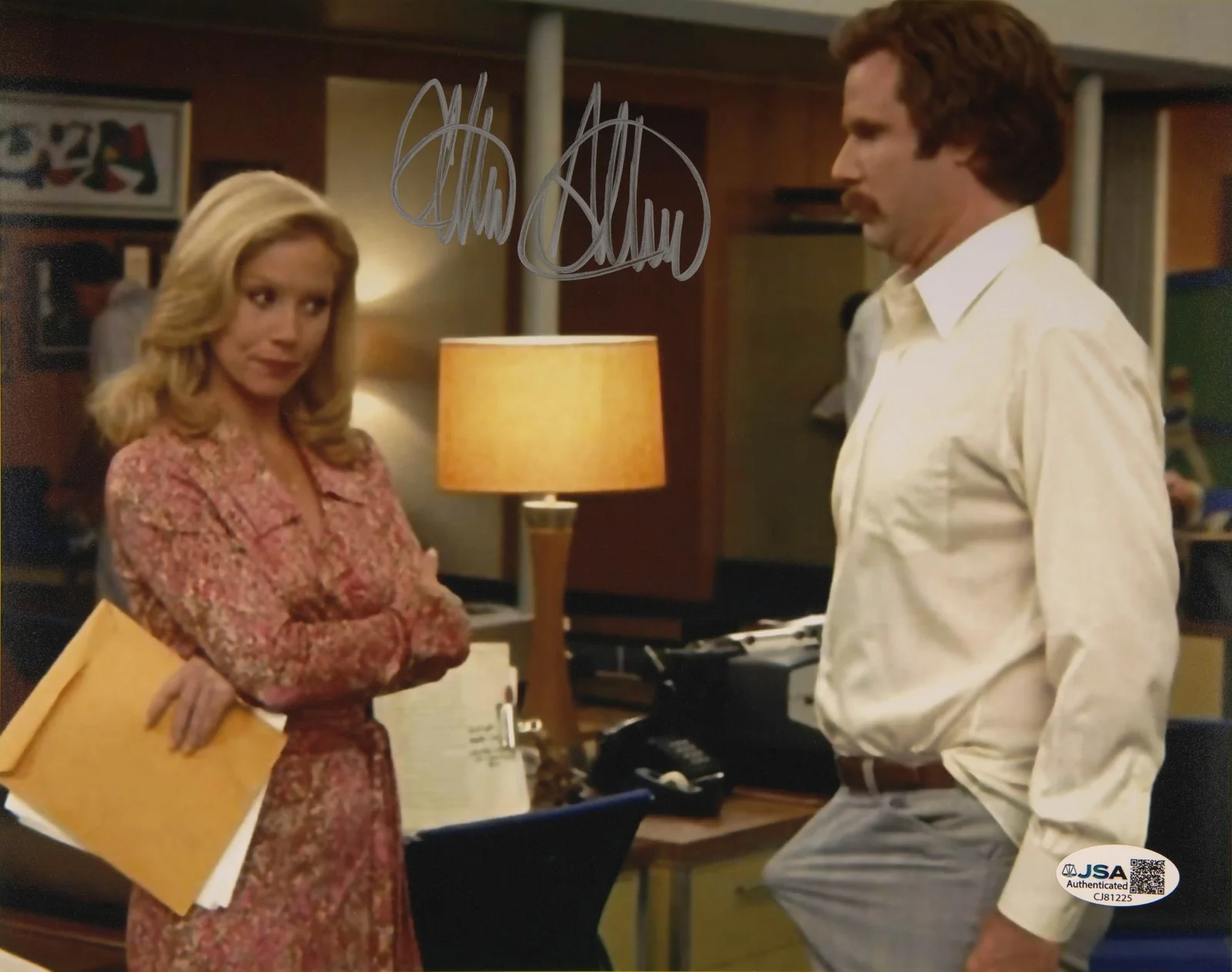 Christina Applegate — Christina Applegate Signed 8x10 Photo Anchorman JSA Private Signing, изображение 2