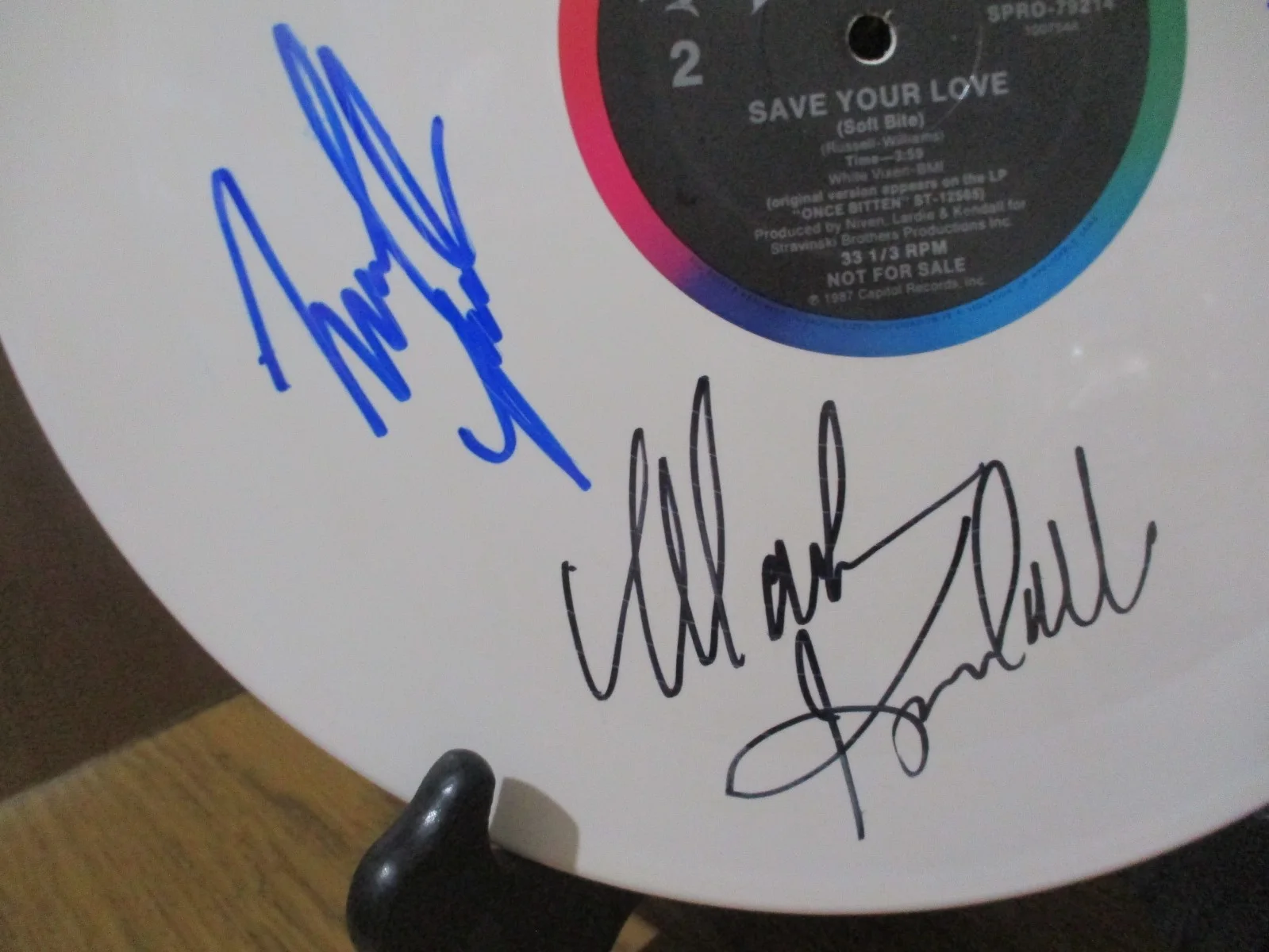 GREAT WHITE SIGNED/AUTOGRAPHED PROMO WHITE VINYL 12" JACK RUSSELL (RIP) + 3, изображение 3