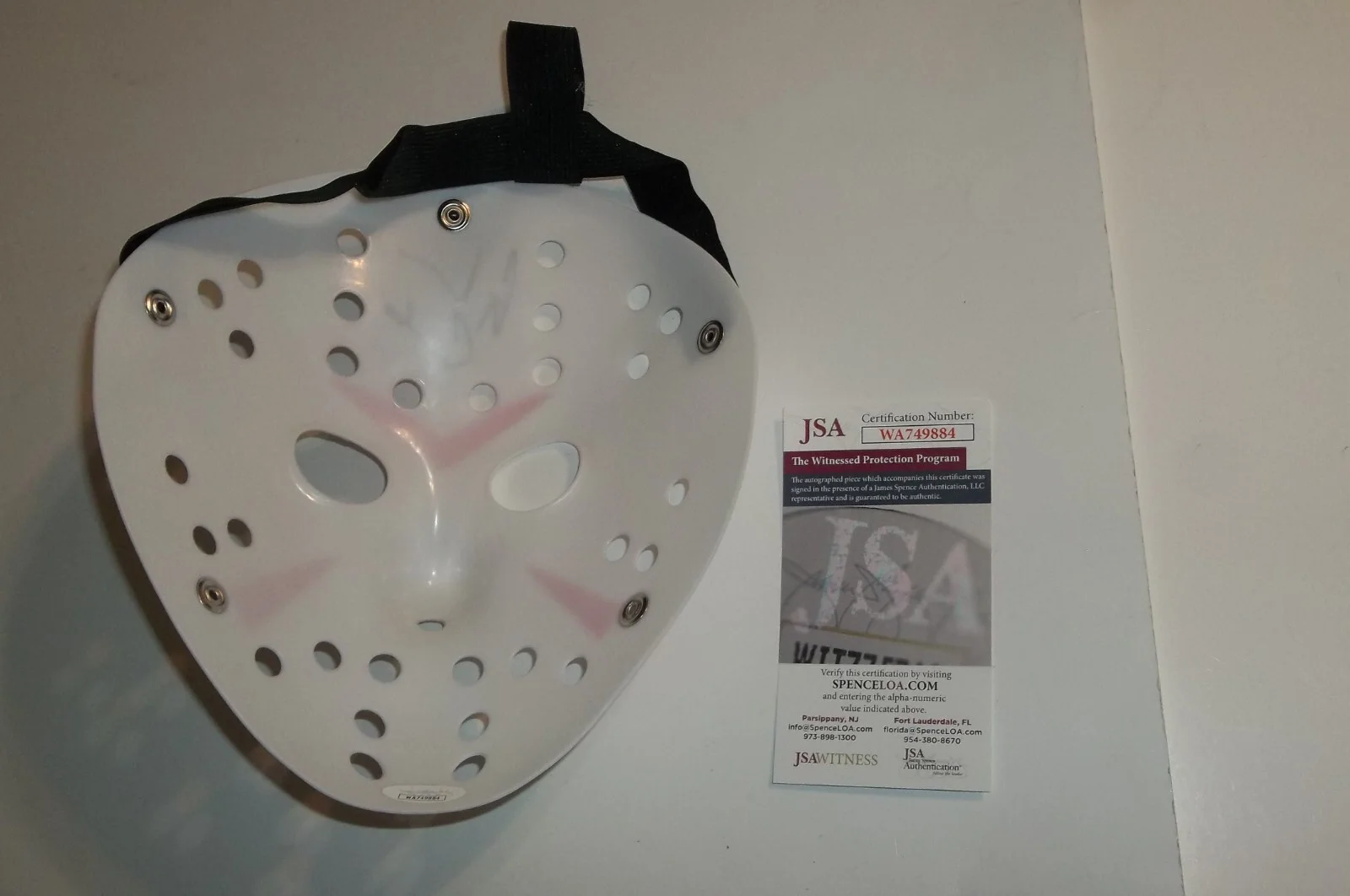 Glenn Ennis — Freddy vs Jason Signed Jason Voorhees Mask by Glenn Ennis, JSA, image 3