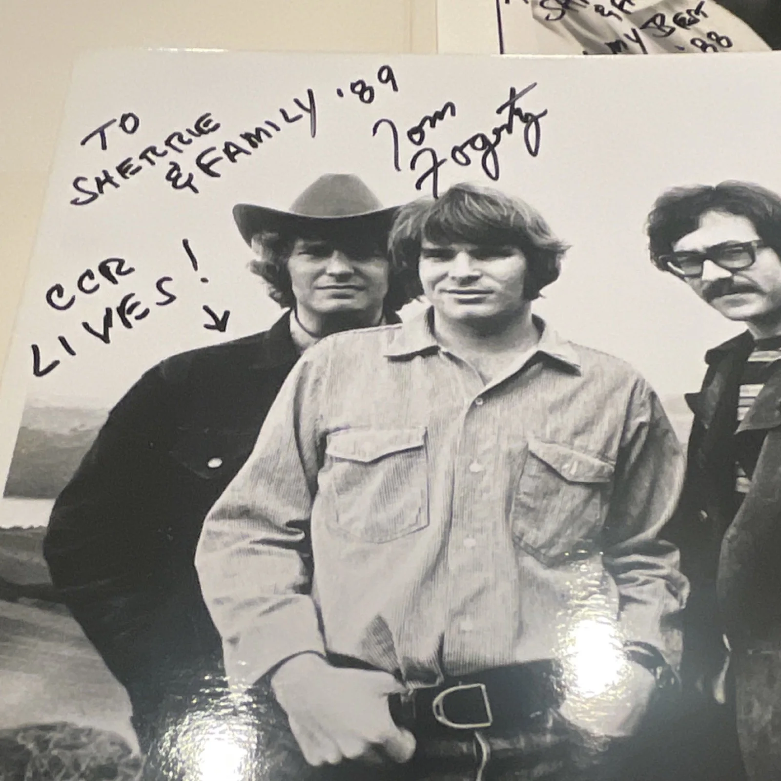 Tom Fogerty & Randy Oda Signed Original Photos,Creedence Clearwater Revival TFRO, изображение 3