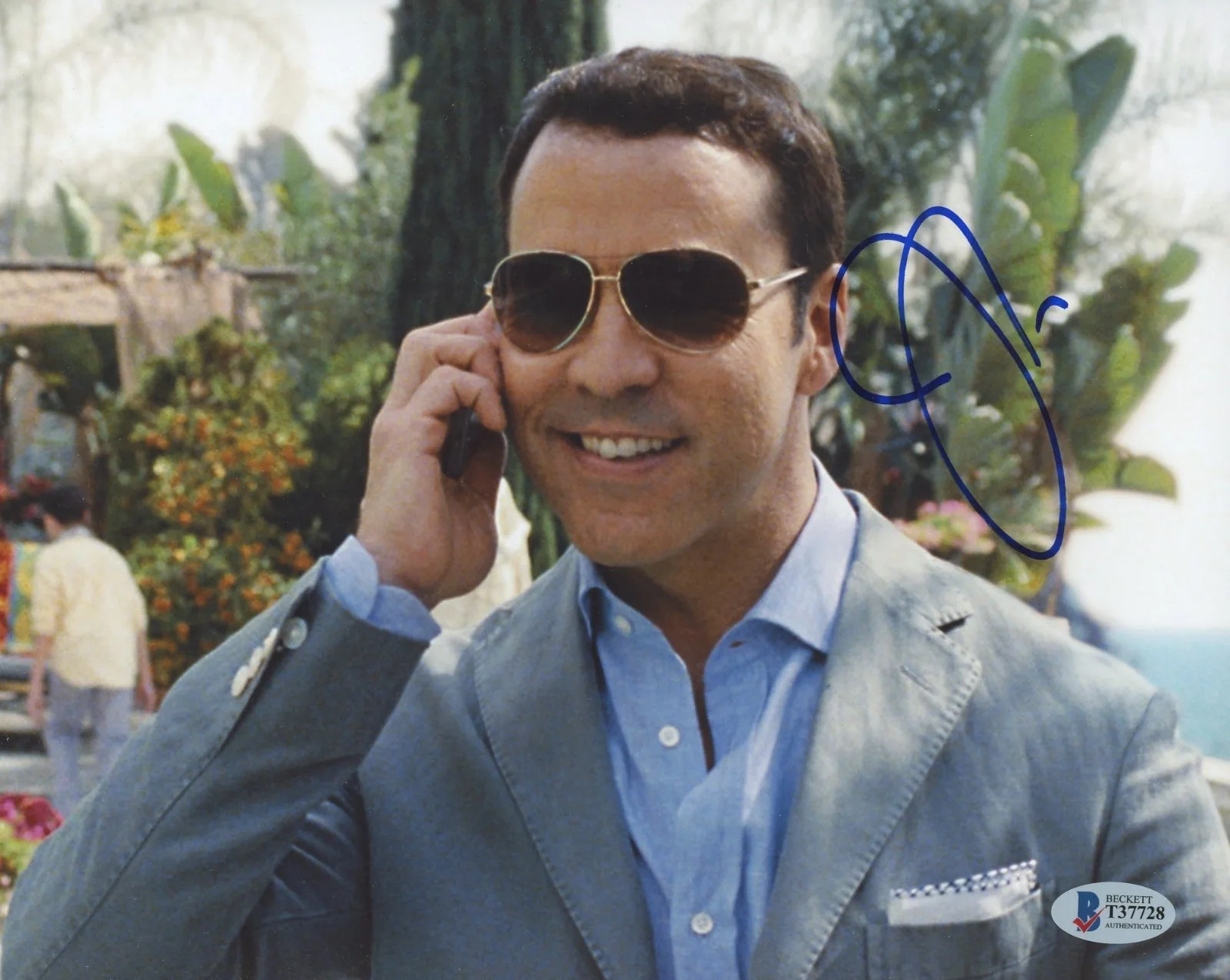 Jeremy Piven — Jeremy Piven Signed "Entourage" 8x10 Photo (Beckett)