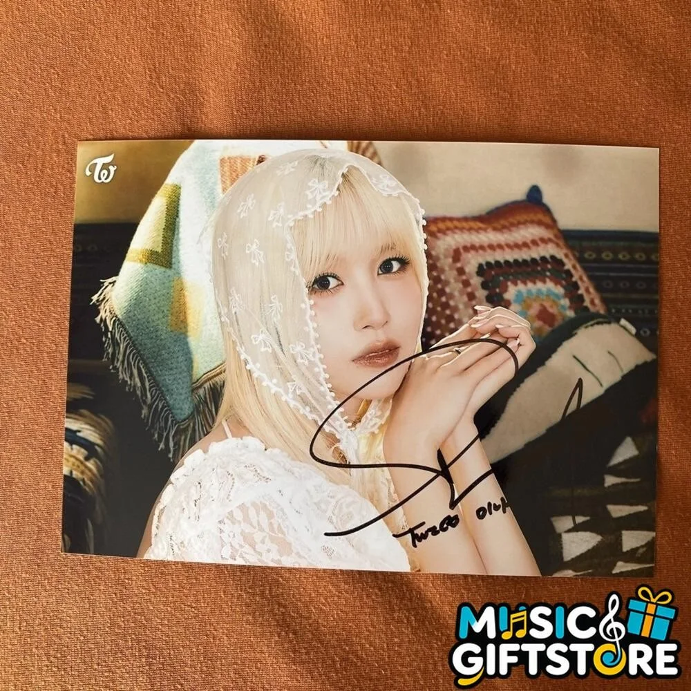 TWICE Autographed Signed Photo 4*6 K-POP Gifts Collection 2025 #MUGS, image 3