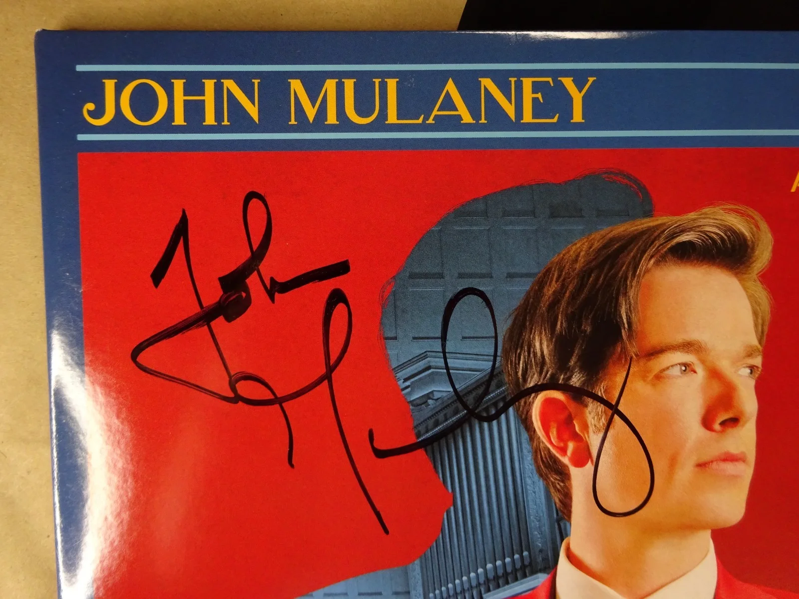 John Mulaney — Autographed John Mulaney Signed Baby J Stand Up Comedy Album Beckett BAS COA, изображение 4