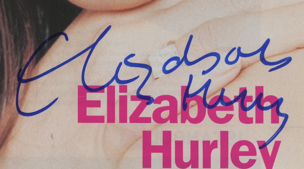 Elizabeth Hurley — Elizabeth Hurley Supermodel Autographed Signed Magazine Photo AMCo COA 24612, image 2