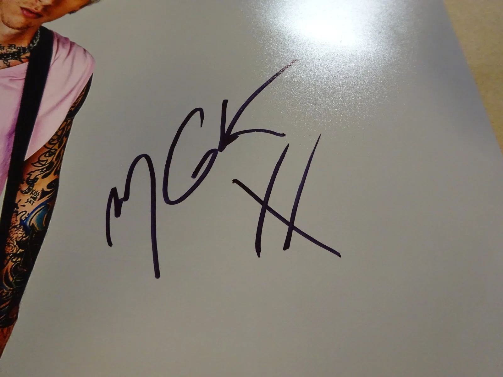 Autographed Machine Gun Kelly MGK Signed 11"x14" Photo Beckett BAS COA, image 4