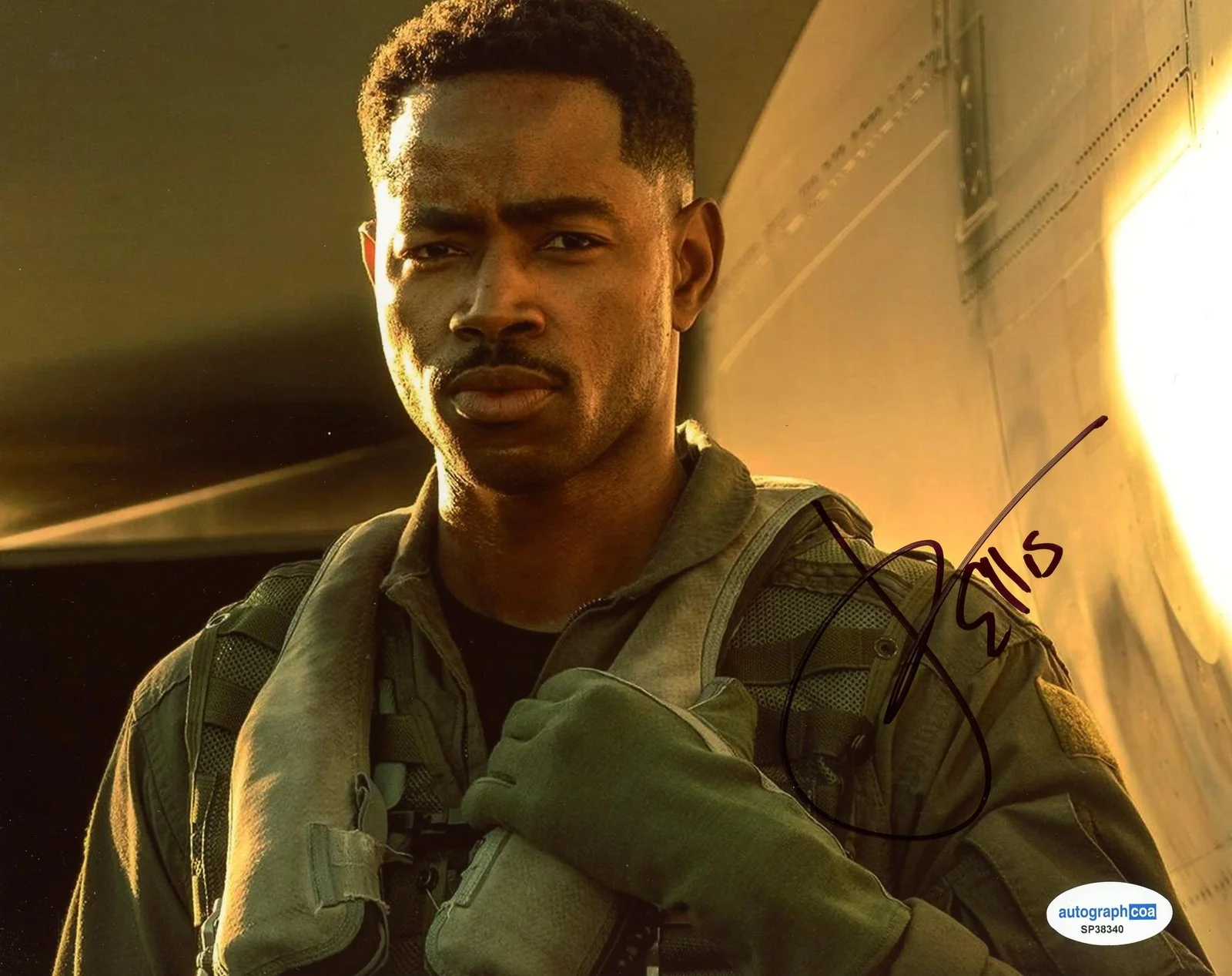 Jay Ellis — Jay Ellis "Top Gun: Maverick" AUTOGRAPH Signed 'Payback' 8x10 Photo D ACOA, изображение 2