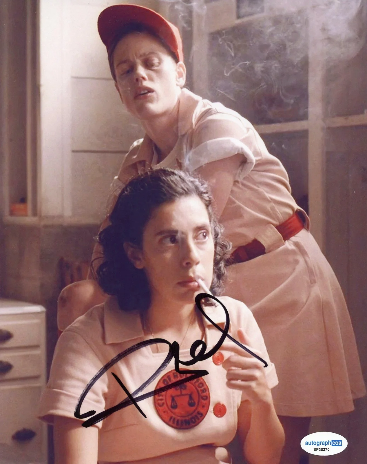 Roberta Colindrez — Roberta Colindrez "A League of Their Own" AUTOGRAPH Signed 8x10 Photo ACOA, изображение 2