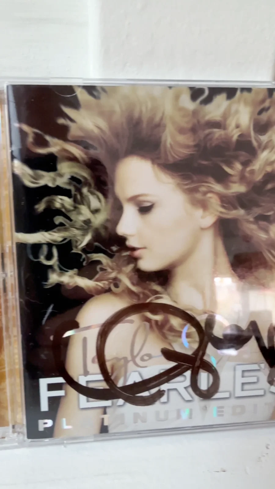 Signed Taylor Swift Fearless Platinum Edition CD, image 2