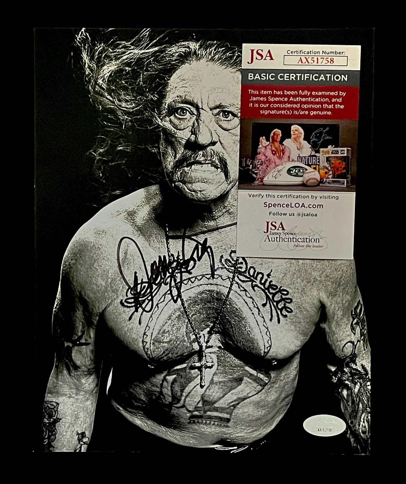 MOVIE LEGEND DANNY TREJO HAND SIGNED 8X10 PHOTO. JSA COA. BREAKING BAD CON AIR, изображение 2