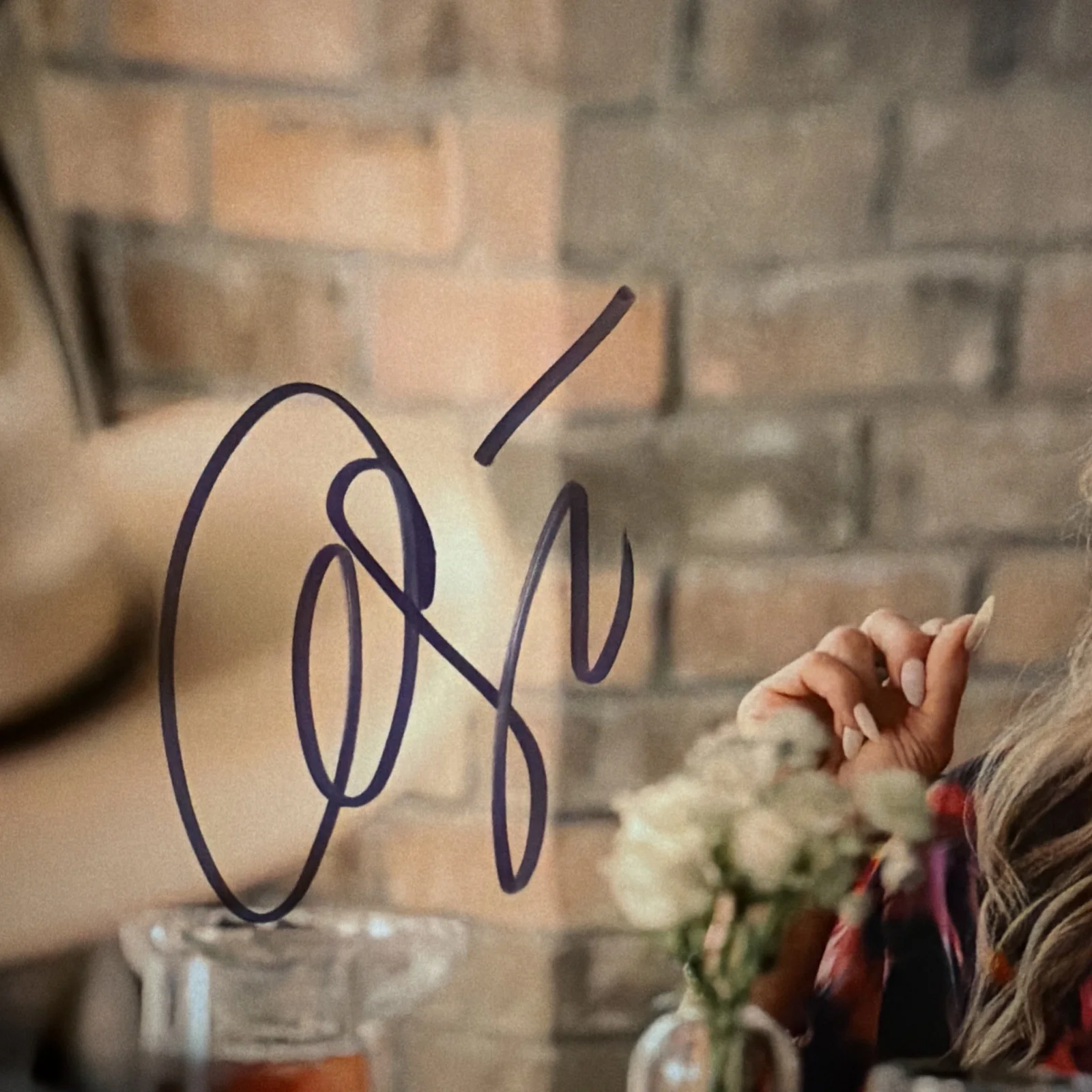 Ali Larter — Ali Larter Signed 8x10 Photo Autograph TV Series Landman Angela Norris W/ COA, изображение 2
