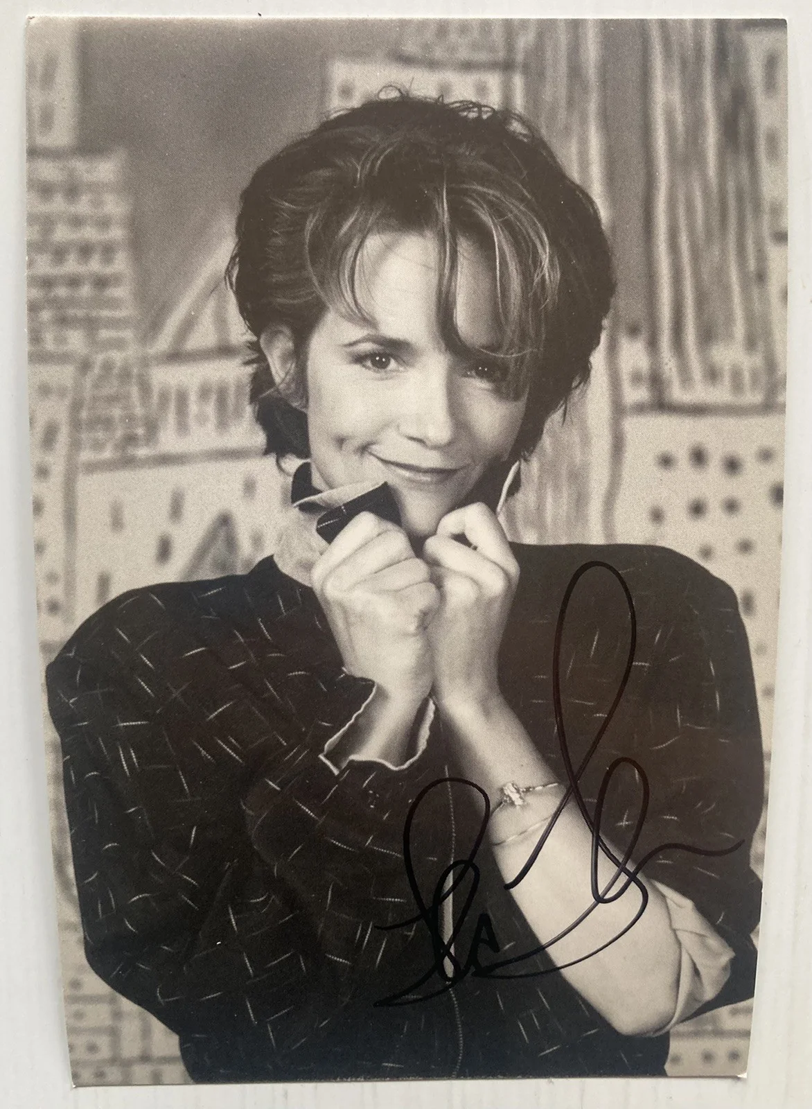 Lea Thompson — Back To The Future Lea Thompson Signed Autograph 4x6 Photo - JSA Cert - FREE S&H, image 2