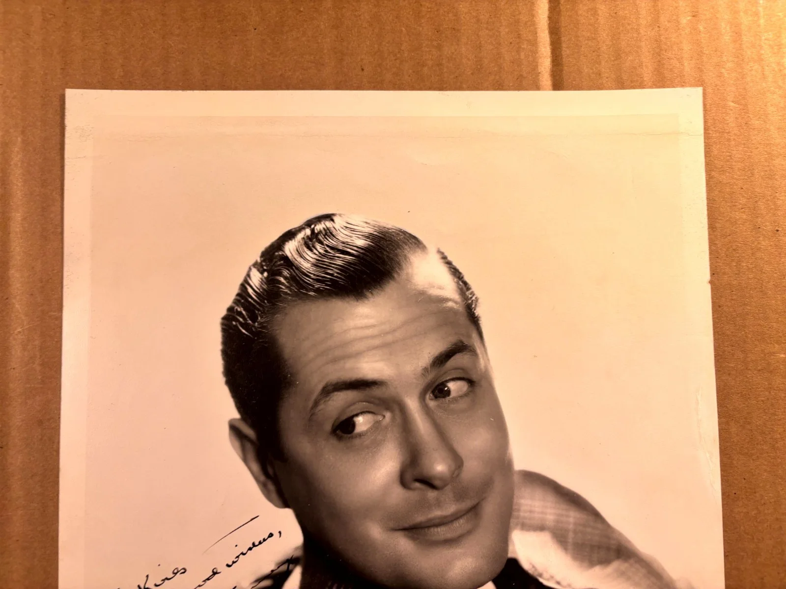 Robert Montgomery Very Rare Very Early Autographed Oversize 10/13 Photo 30s, image 2