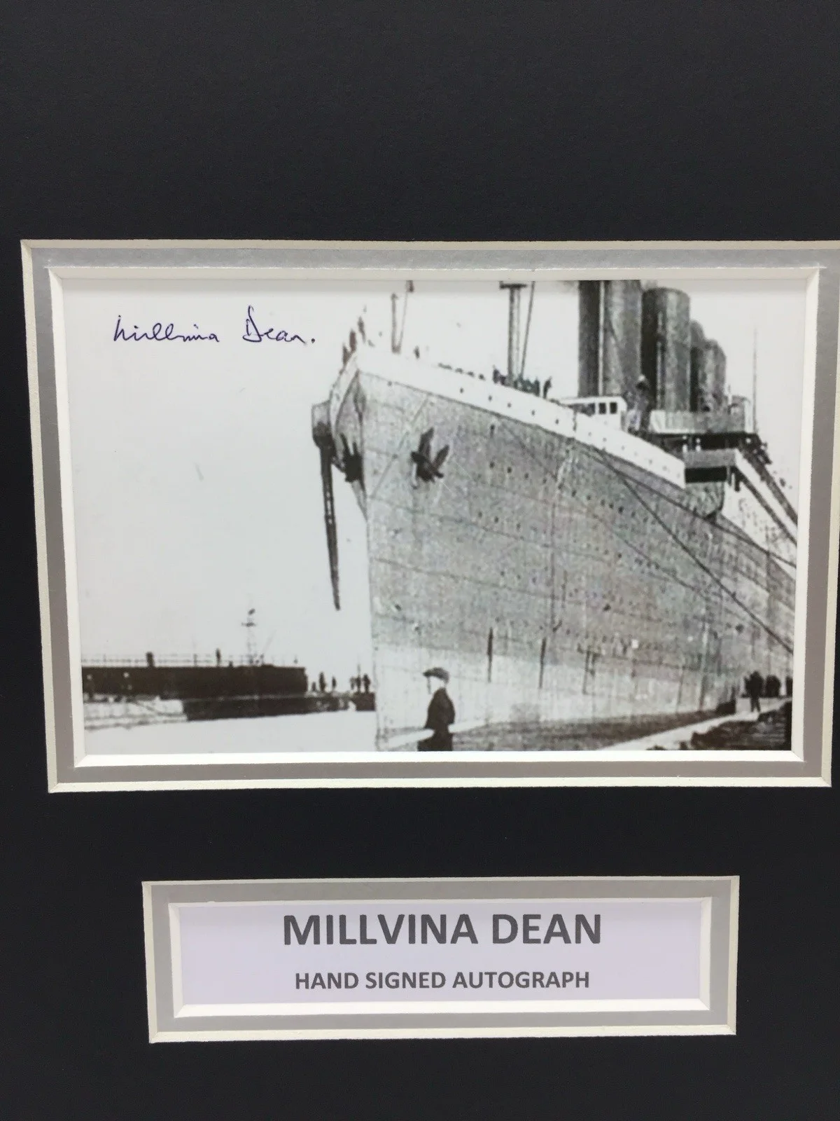 RARE Millvina Dean Titanic Survivor Signed Photo Display + COA AUTOGRAPH, изображение 3