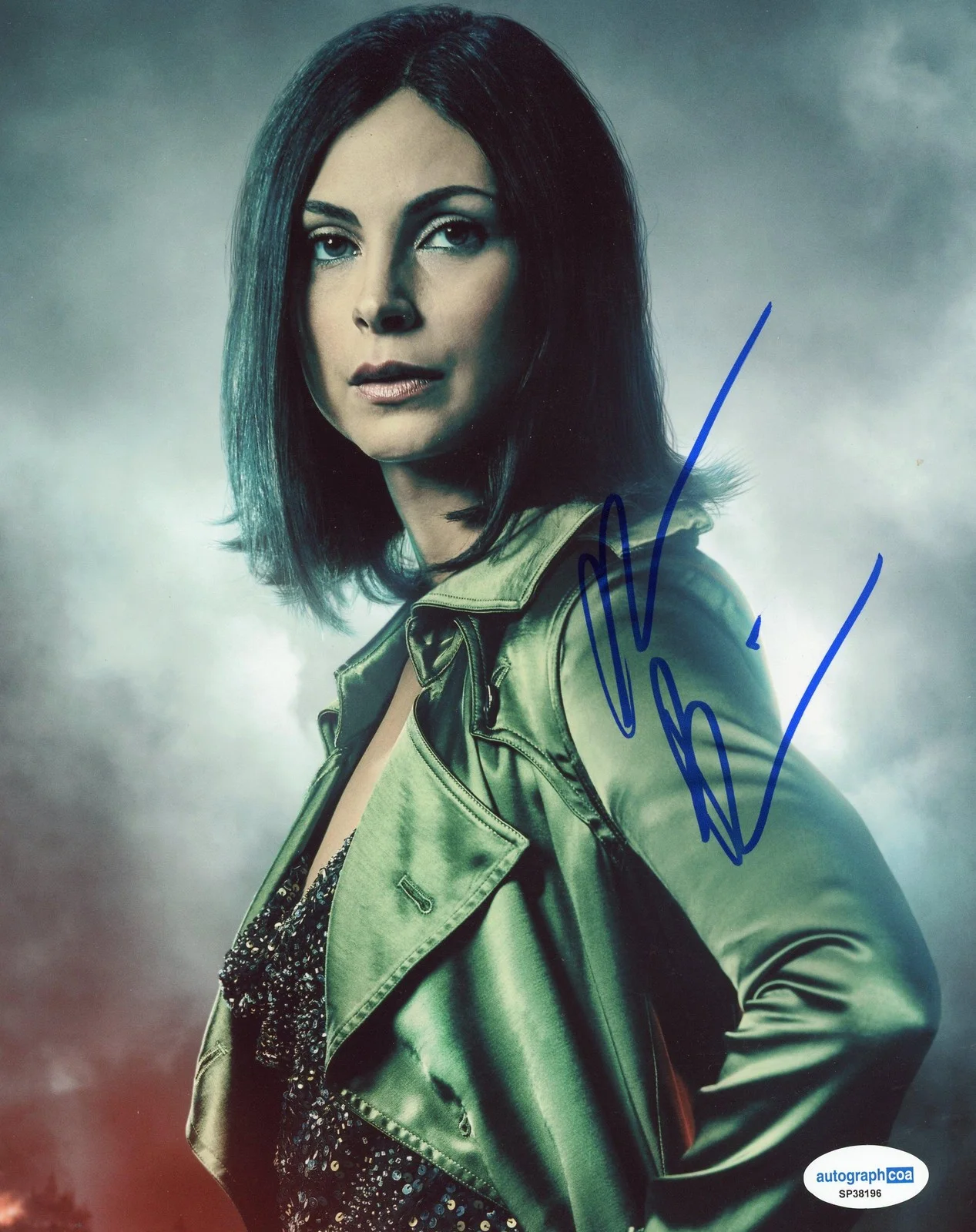 Morena Baccarin — Morena Baccarin "Gotham" AUTOGRAPH Signed 'Leslie Thompkins' 8x10 Photo ACOA, изображение 2