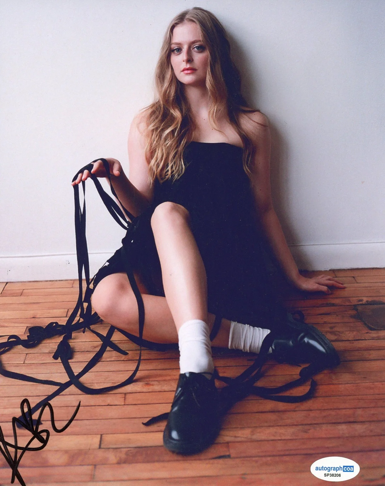 Anna Baryshnikov — Anna Baryshnikov "Superior Donuts" AUTOGRAPH Signed Autographed 8x10 Photo ACOA, изображение 2