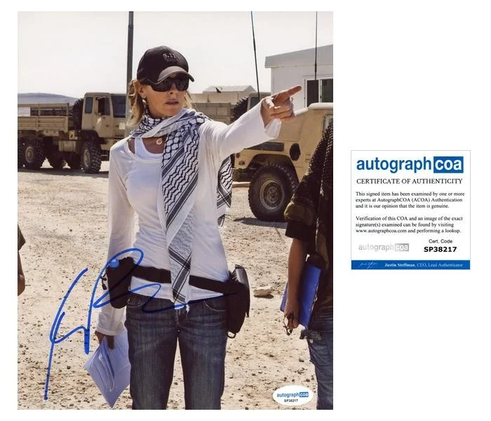 Kathryn Bigelow — Kathryn Bigelow "Zero Dark Thirty" Director AUTOGRAPH Signed 8x10 Photo C ACOA