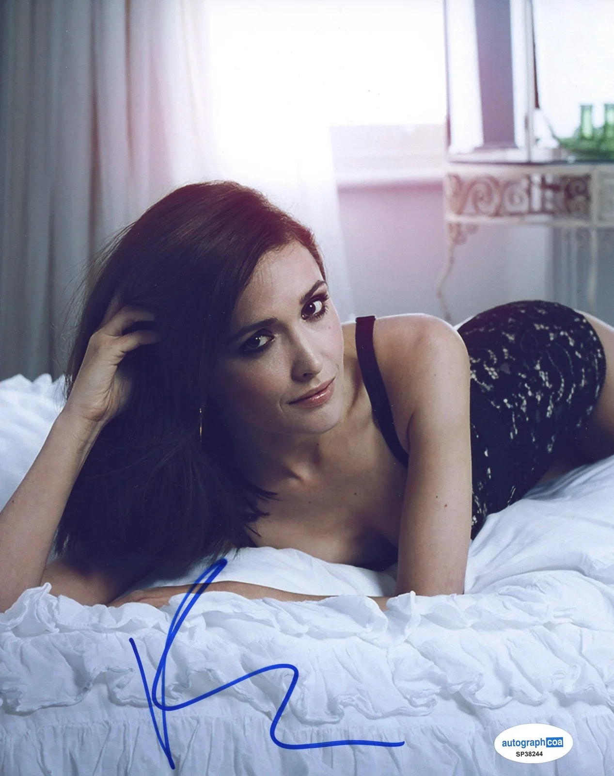 Rose Byrne — Rose Byrne "Platonic" AUTOGRAPH Signed Autographed 8x10 Photo ACOA, изображение 2