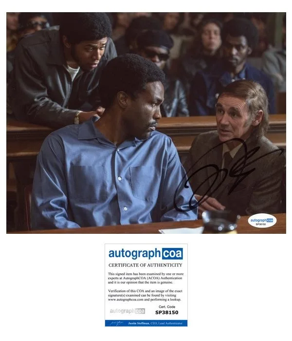 Yahya Abdul-Mateen II — Yahya Abdul-Mateen II "The Trial of the Chicago 7" AUTOGRAPH Signed 8x10 Photo B