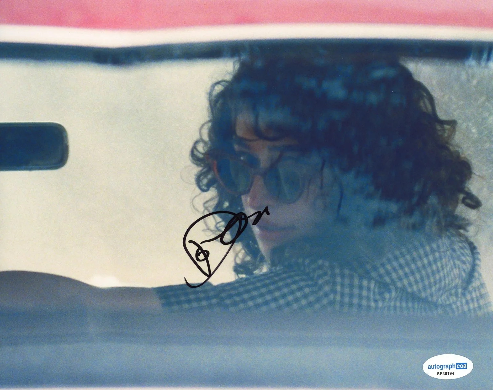 Odessa A'zion — Odessa A'zion "Marty Supreme" AUTOGRAPH Signed 'Rachel Mizler' 8x10 Photo ACOA, изображение 2
