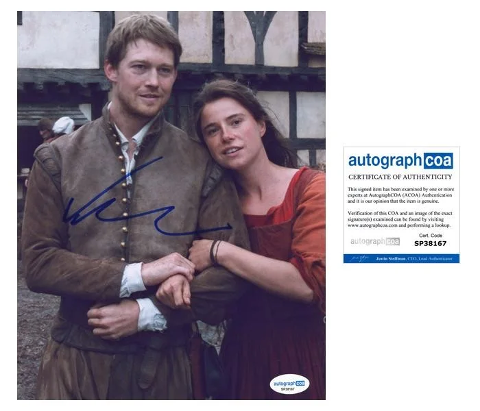 Joe Alwyn — Joe Alwyn "Hamnet" AUTOGRAPH Signed Autographed 'Bartholomew' 8x10 Photo ACOA