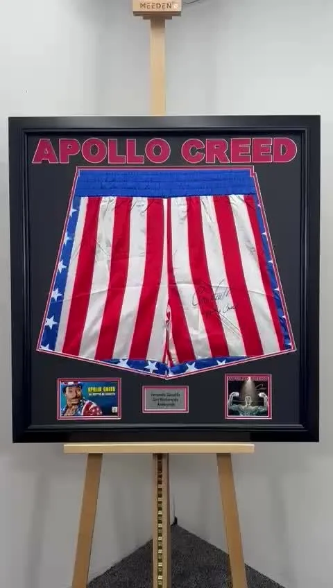 SIGNED CARL WEATHERS AKA APOLLO CREED TRUNKS BRANDNEW CUSTOM FRAMED WITH COA, изображение 2