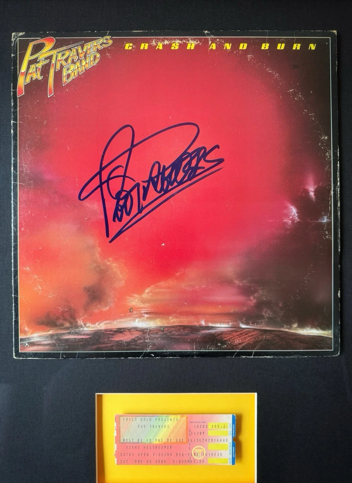 Pat Travers Signed Crash And Burn Album & Ticket Stub Professionally Framed, изображение 3