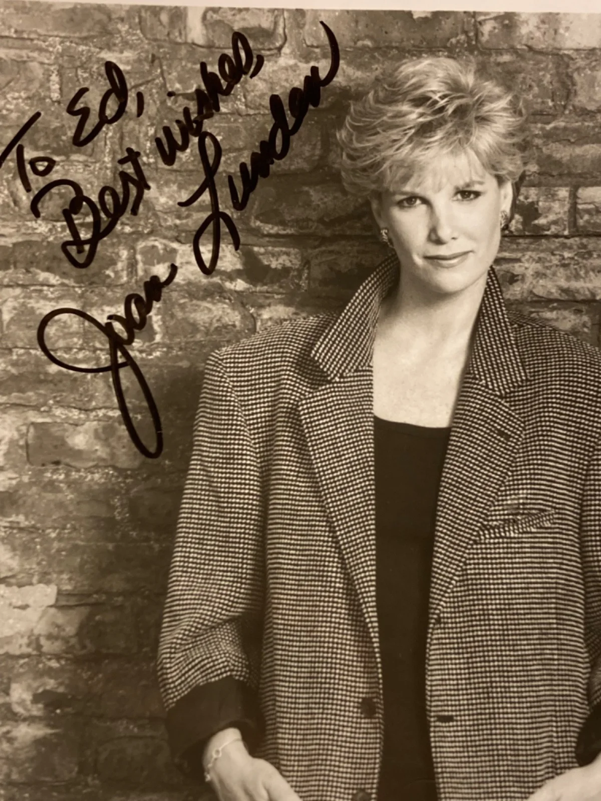 Hand SIGNED Joan Lunden 7x9 Original (1993) ABC Press Photo Good Morning America, изображение 4