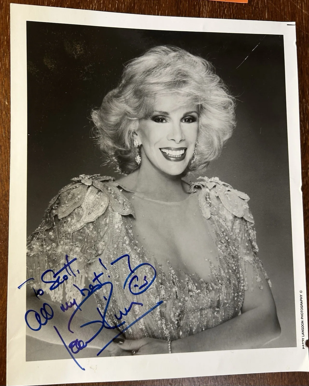 Joan Rivers — Joan Rivers Signed 8x10 Photo + Backstage Pass & Comedy Show Tickets Rare VIP, image 2