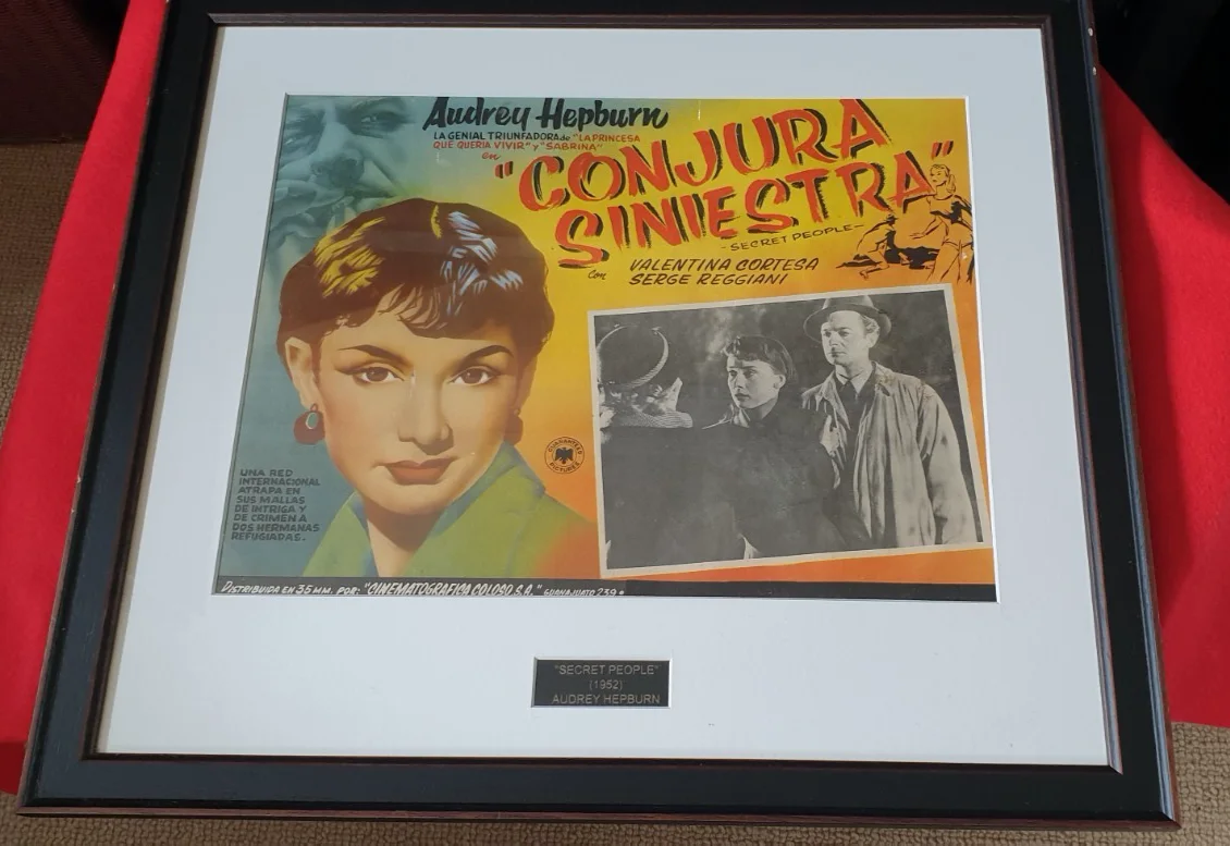 SECRET PEOPLE (1952) Original Spanish Poster – Audrey Hepburn – Framed & Glazed, изображение 3