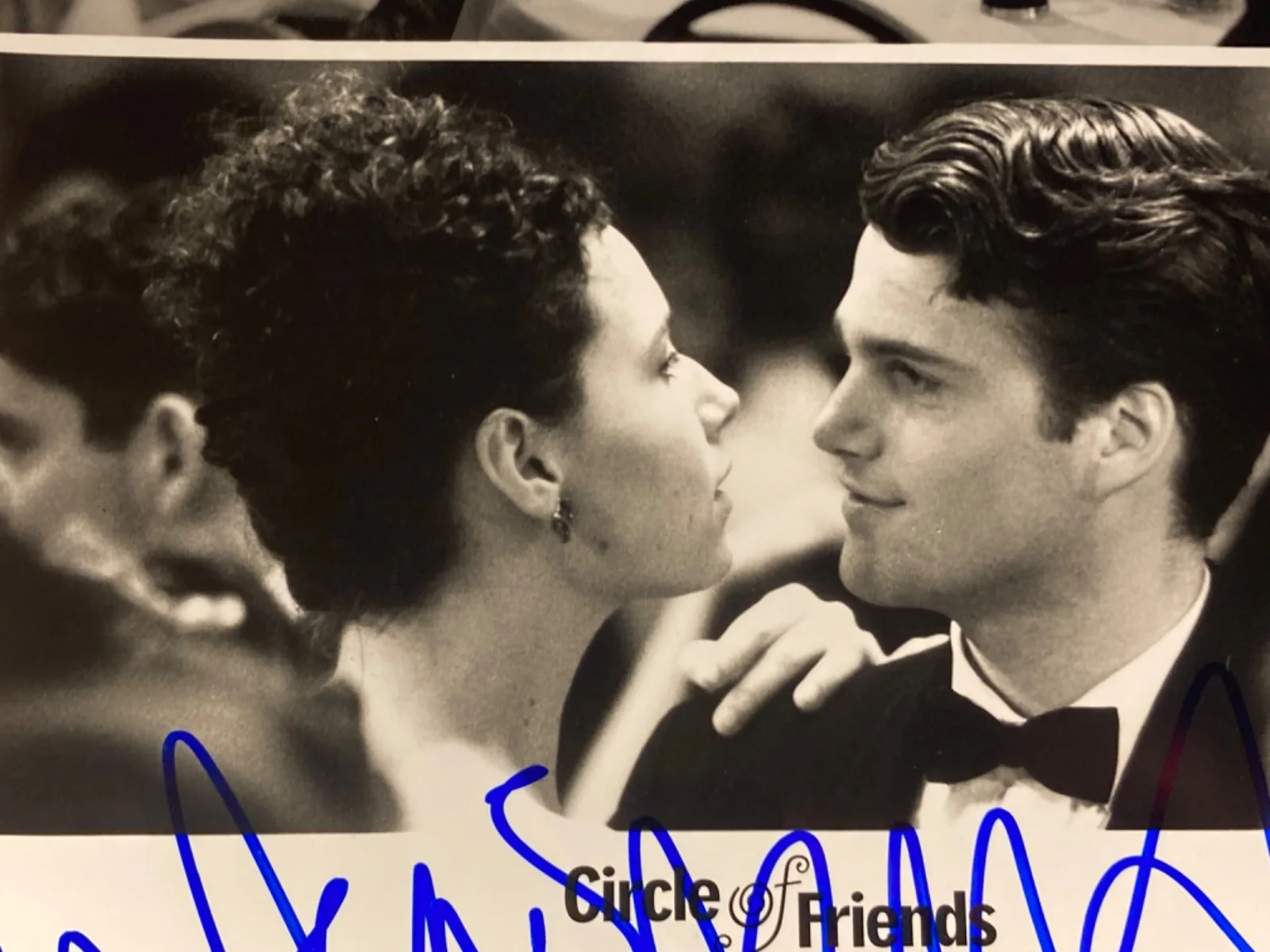 Hand SIGNED Minnie Driver 8x10 Press Photo (1995) Circle of Friends, изображение 4