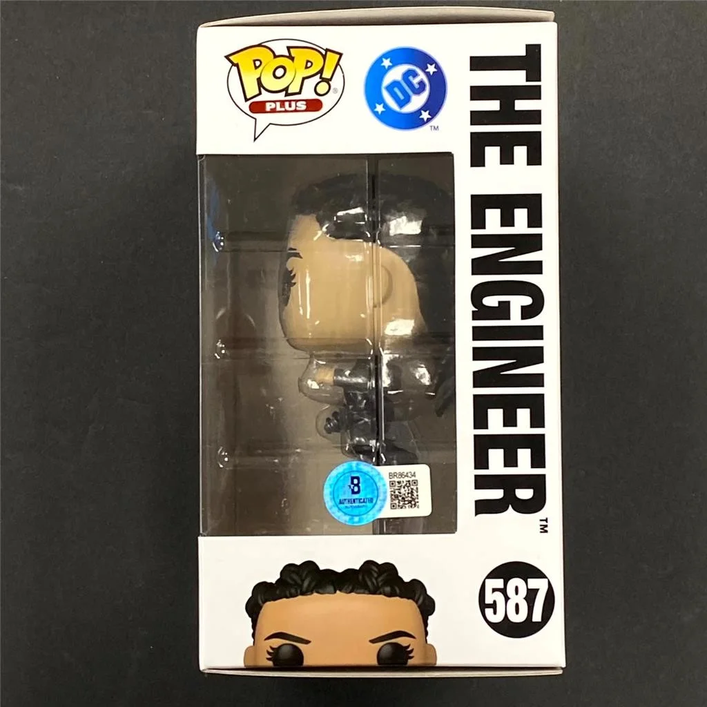 Maria Gabriela De Faria Signed Superman Engineer Funko Pop auto (A) Beckett BAS, image 2