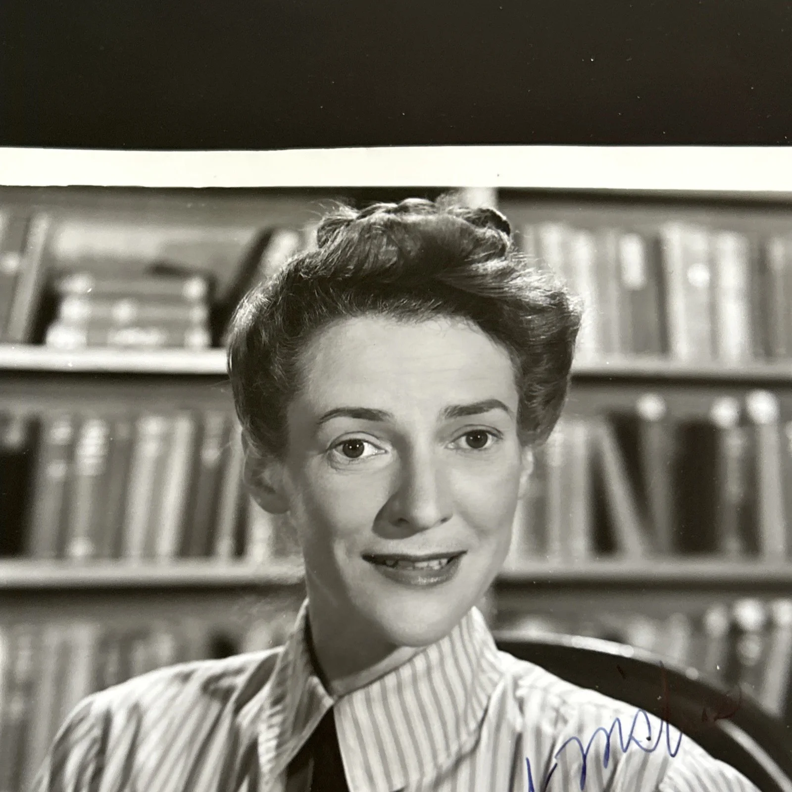 Original Movie Press Photo Lillian Bronson Signed A Tree Grows In Brooklyn T223, image 3