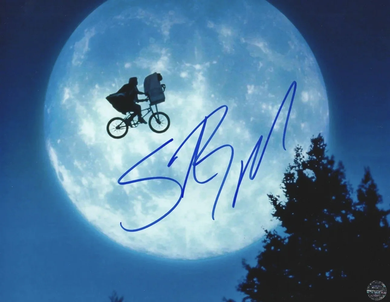 Steven Spielberg — Steven Spielberg Autographed E.T. the Extra-Terrestrial 8x10 Photo/COA/Hologram