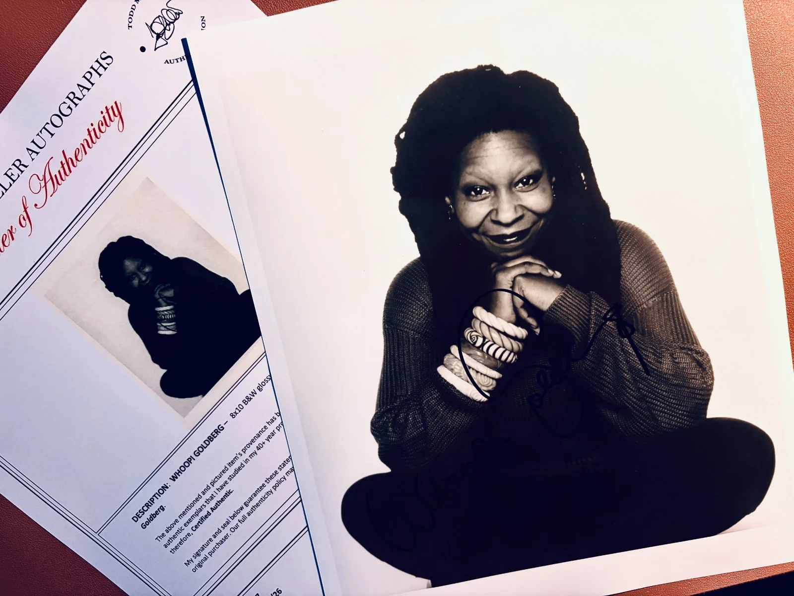 WHOOPI GOLDBERG — Whoopi Goldberg Signed• B&W Vintage Photo w Todd Mueller Autographs COA