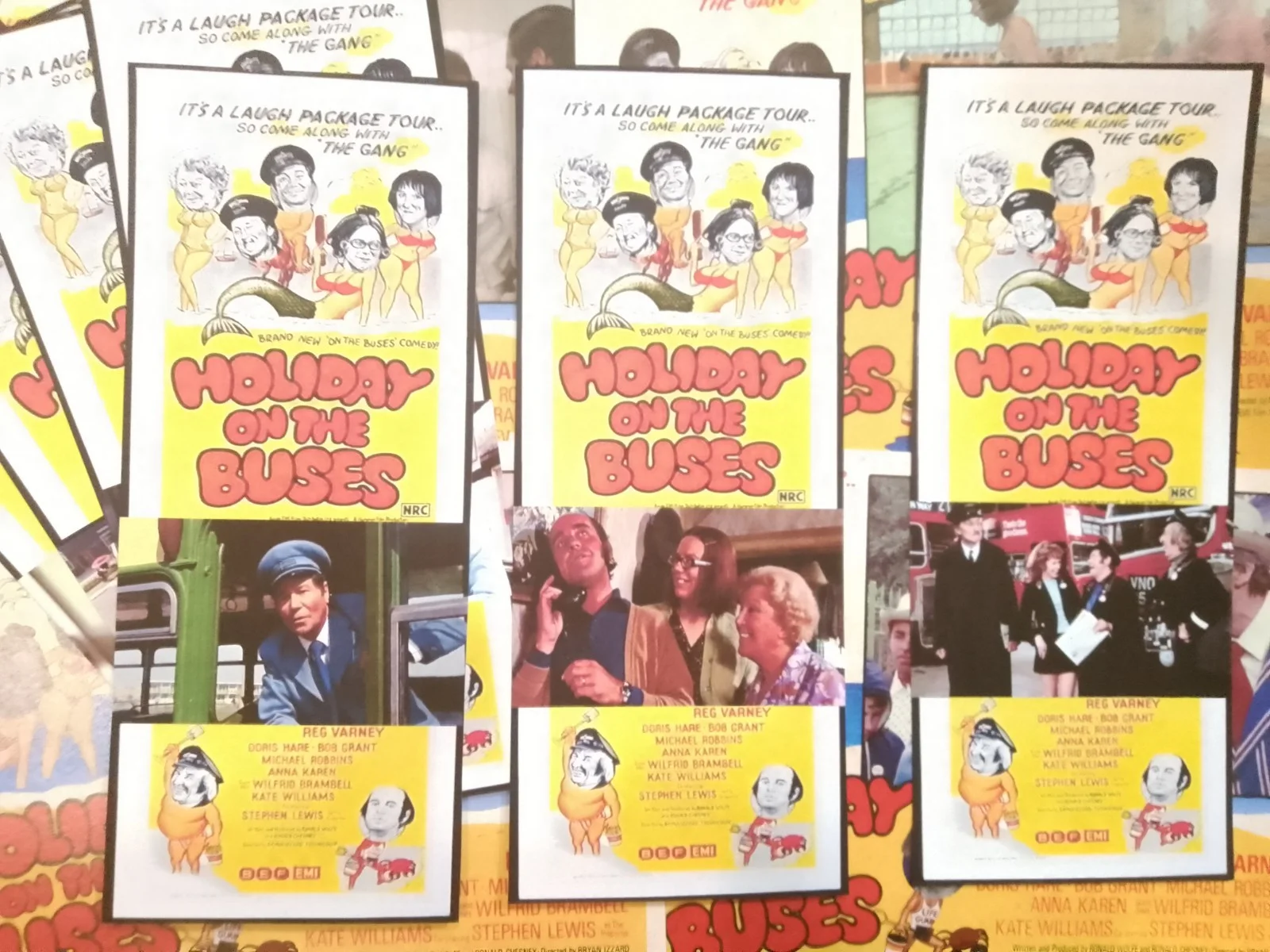 Holiday On The Buses. 8 Matt Finish 8x6ins Lobby Card/10 Lobbymarkers 3x8ins +, изображение 3