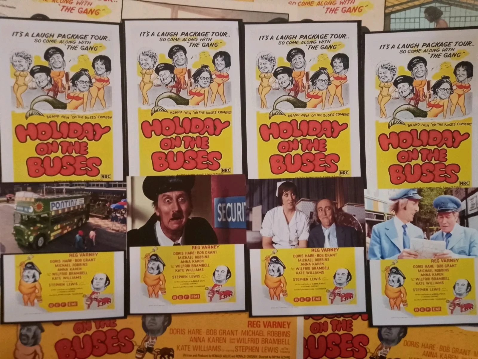 Holiday On The Buses. 8 Matt Finish 8x6ins Lobby Card/10 Lobbymarkers 3x8ins +, изображение 4