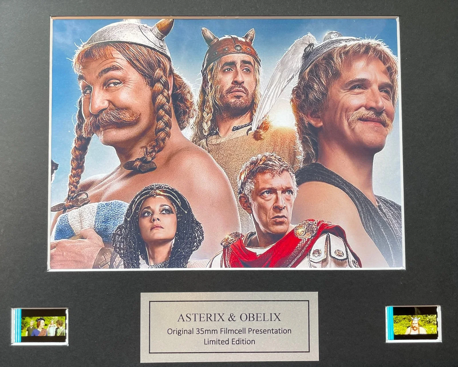 ASTERIX & OBELIX Original 35mm Film Cells set within Quality Wood Frame + COA, изображение 2