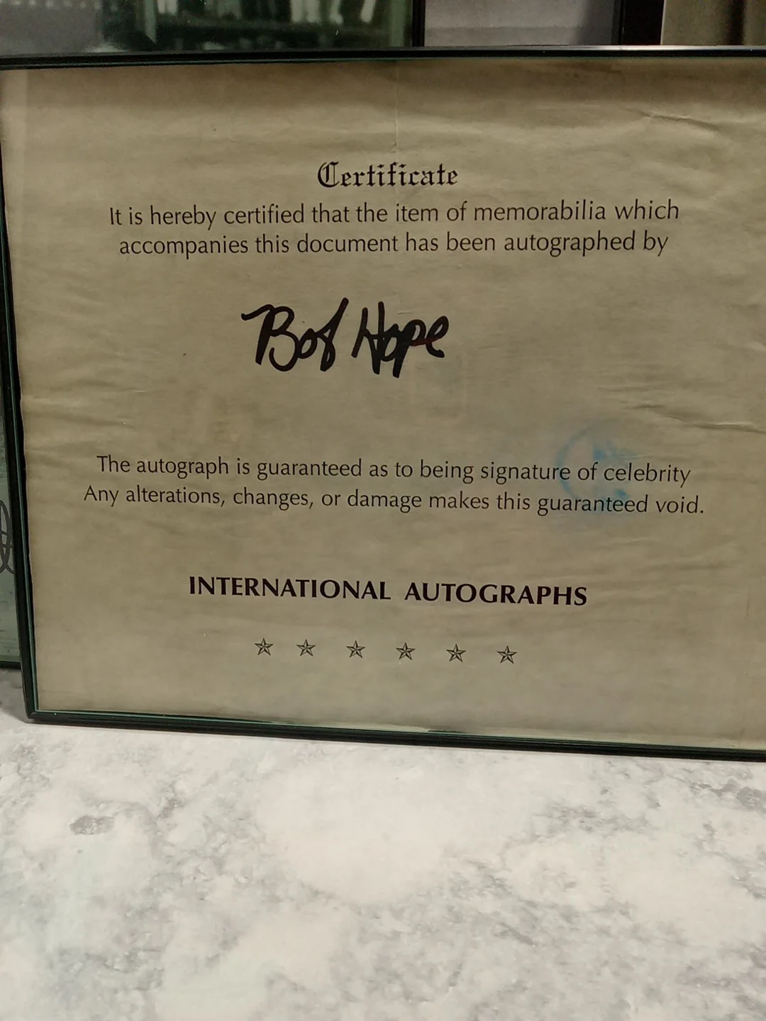 Bob Hope — Bob Hope Framed 2 pictures signed With certificate of authenticity Also Framed., изображение 5