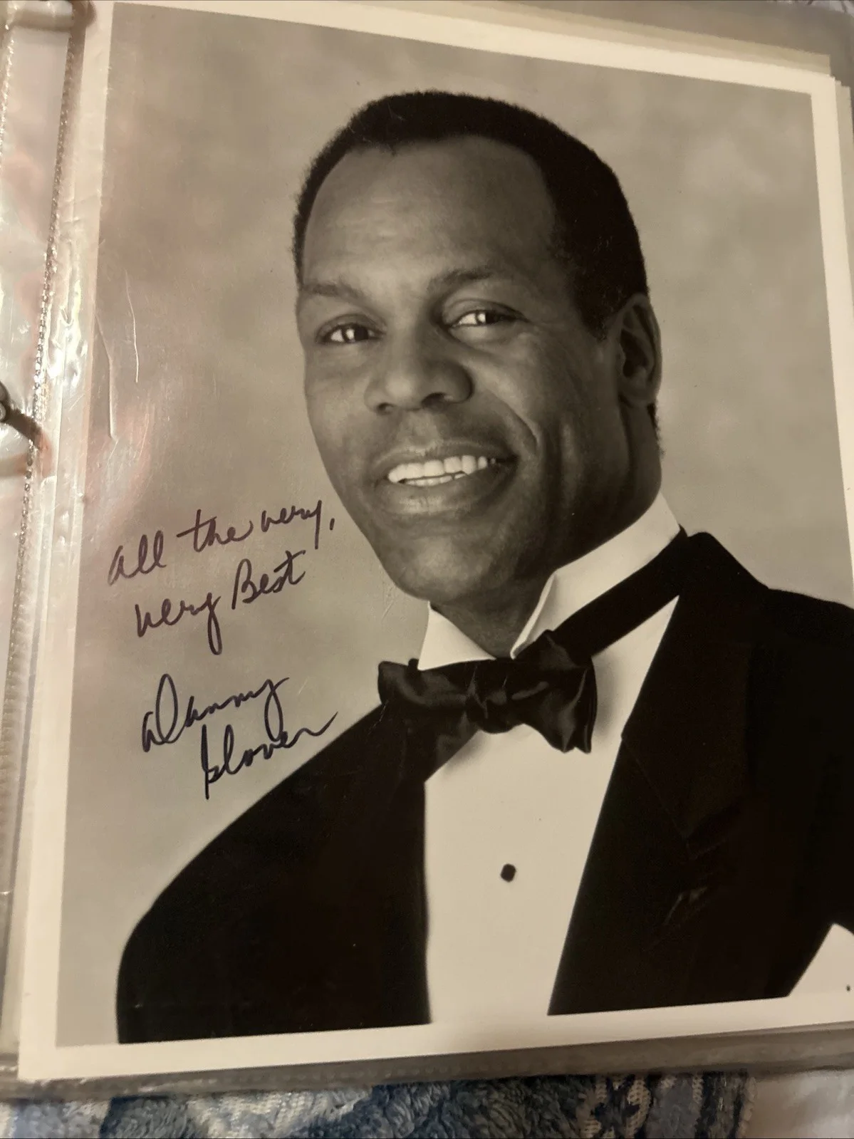 Danny Glover — Danny Glover 8 X 10 Black-And-White Autographed Photo Original