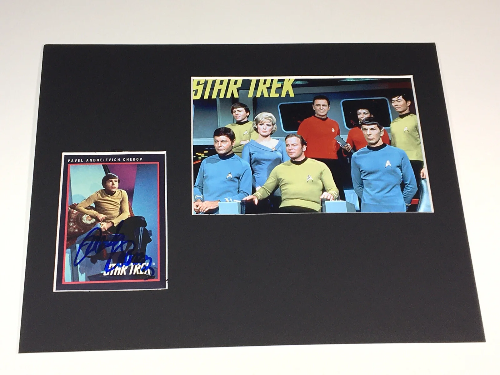 Walter Koenig — Star Trek WALTER KOENIG Pavel Chekov Autographed Signed AUTO Card W/ Photo W/COA
