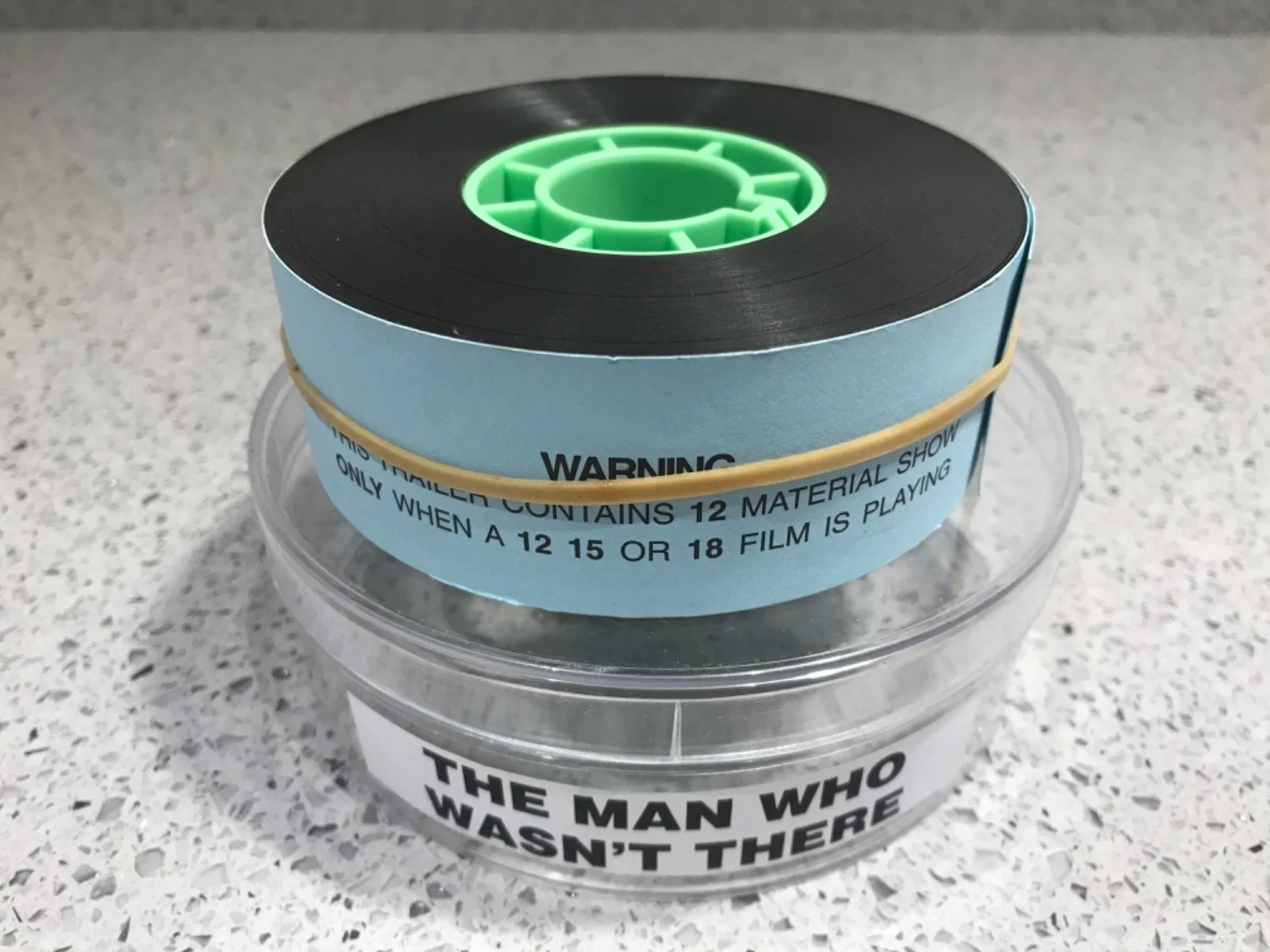 35mm Movie Trailer Film Cell Cinema Reel - THE MAN WHO WASN’T THERE (2001), изображение 2